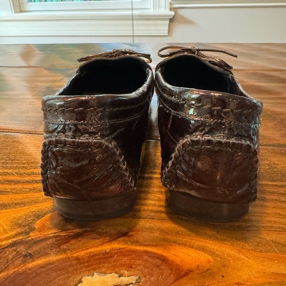 Amalfi by Rangoni Women's Loafers Size 7.5 Brown Embossed Patent Leather - Picture 6 of 12